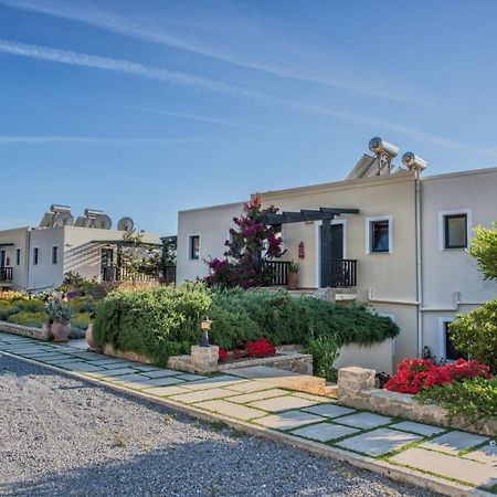 Magnolia Apartments And Studios Falasarna Exterior photo